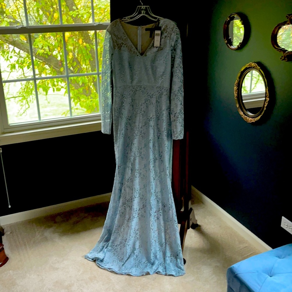 Brand new BCBG dress size 6